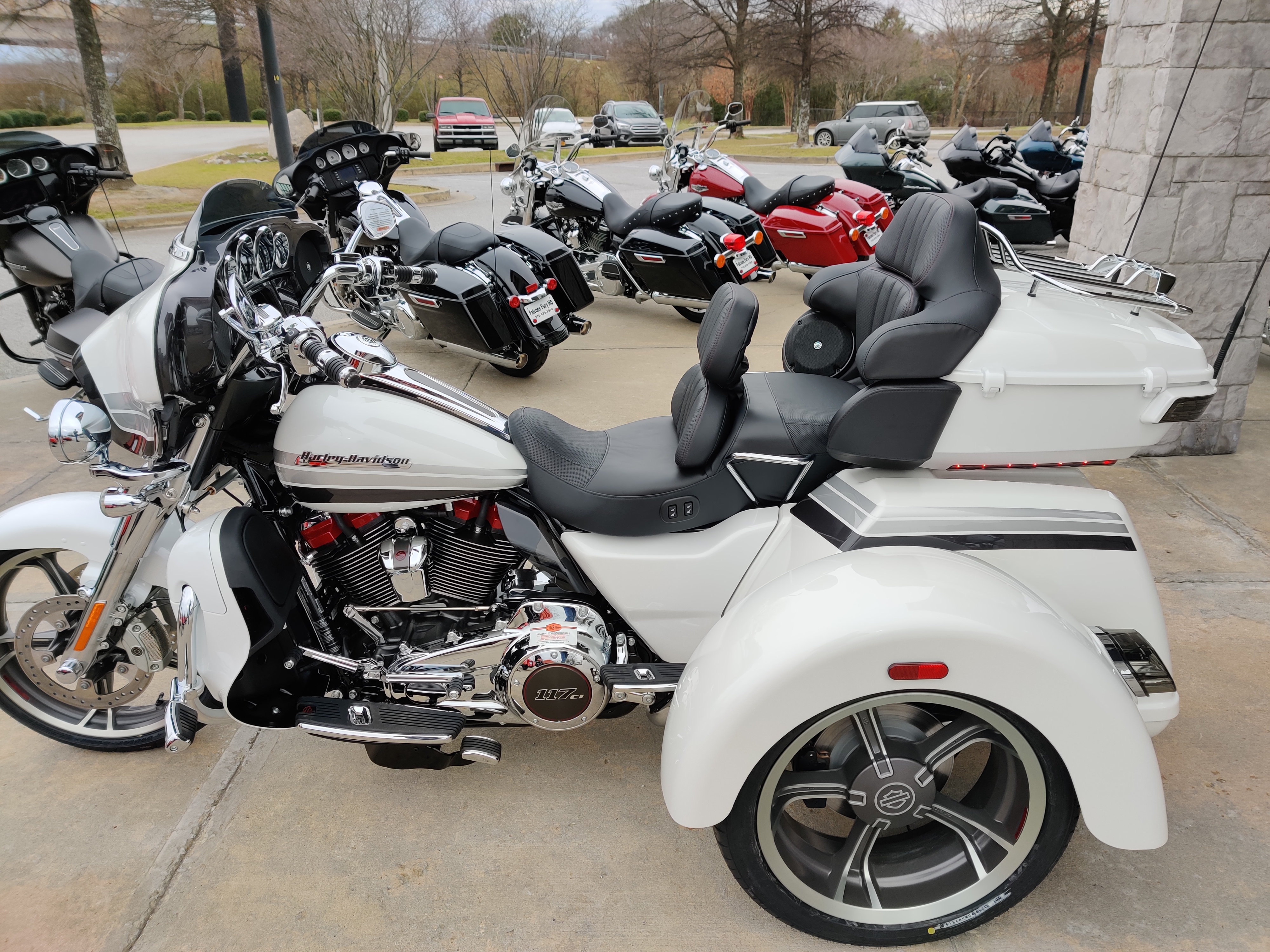 New 2020 Harley-Davidson CVO CVO Tri Glide FLHTCUTGSE